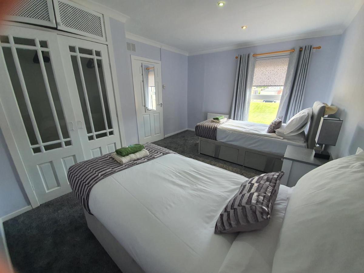 Premier - Kenilworth House Lejlighed Holytown Eksteriør billede